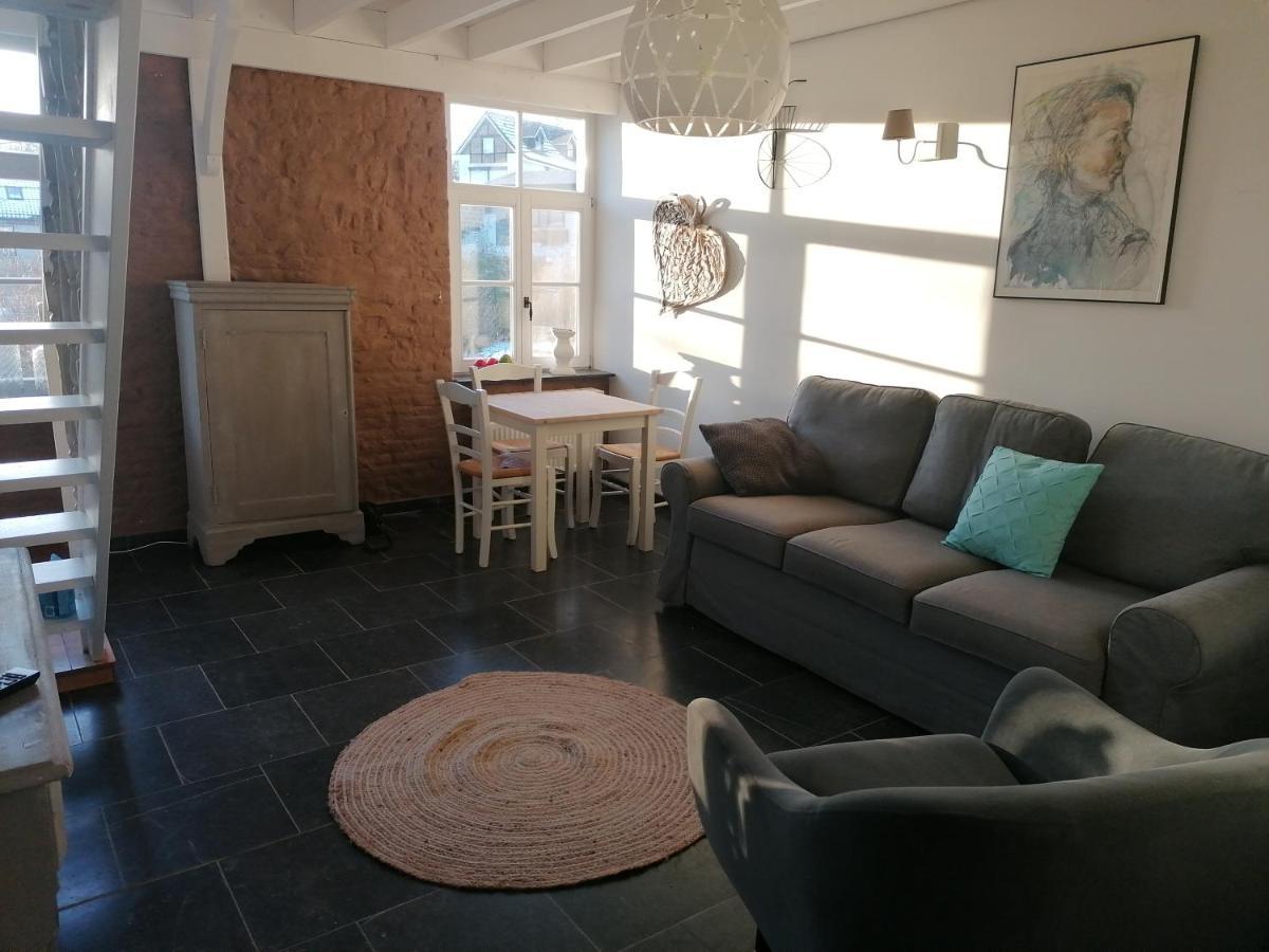 L'autre Rive De La Tourelle Apartment *
